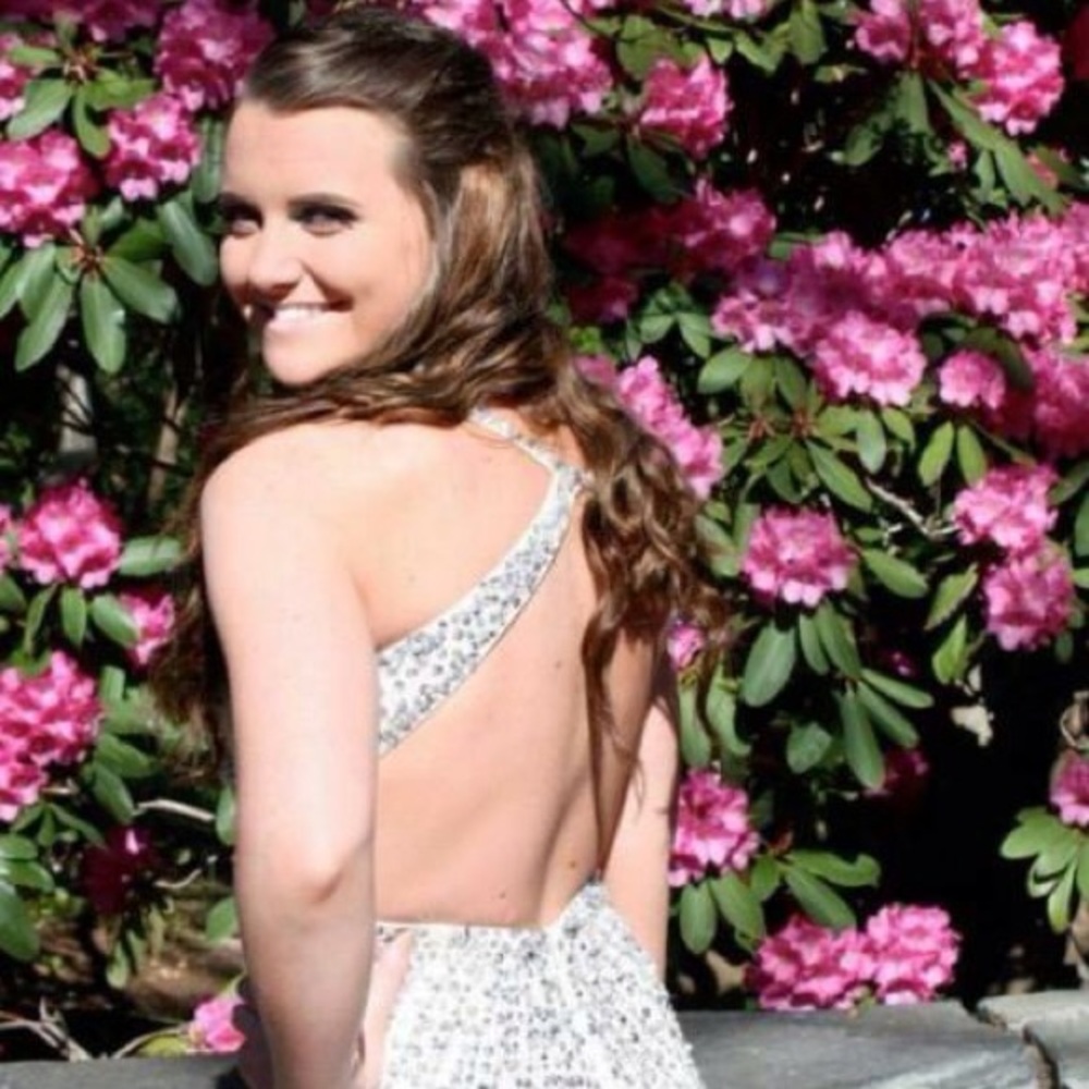 Prom dress - Picture 5 of 5